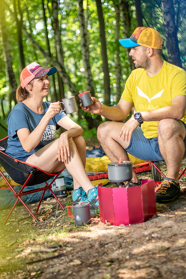 Najlepsze naczynia na camping i biwak