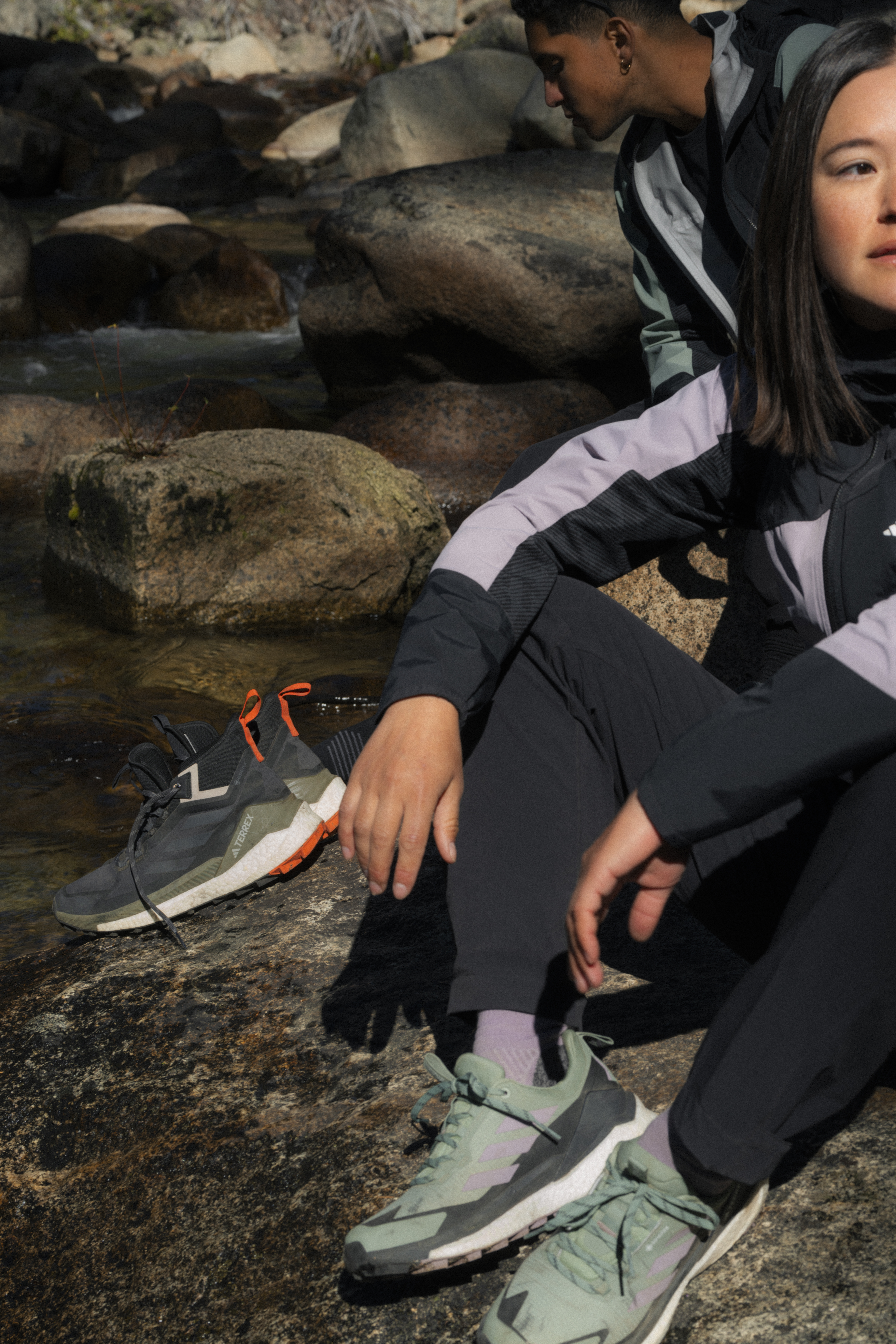 Gorpcore spowodował, że sporo mieszkańców miejskiej dżungli odkryło outdoor.