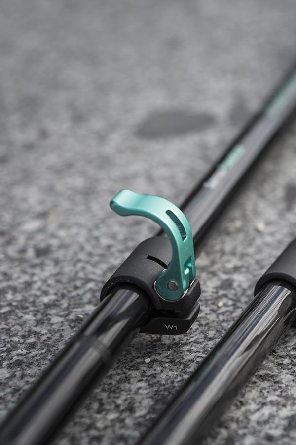 Regulowane kije do nordic walking muszą mieć solidny mechanizm blokady.