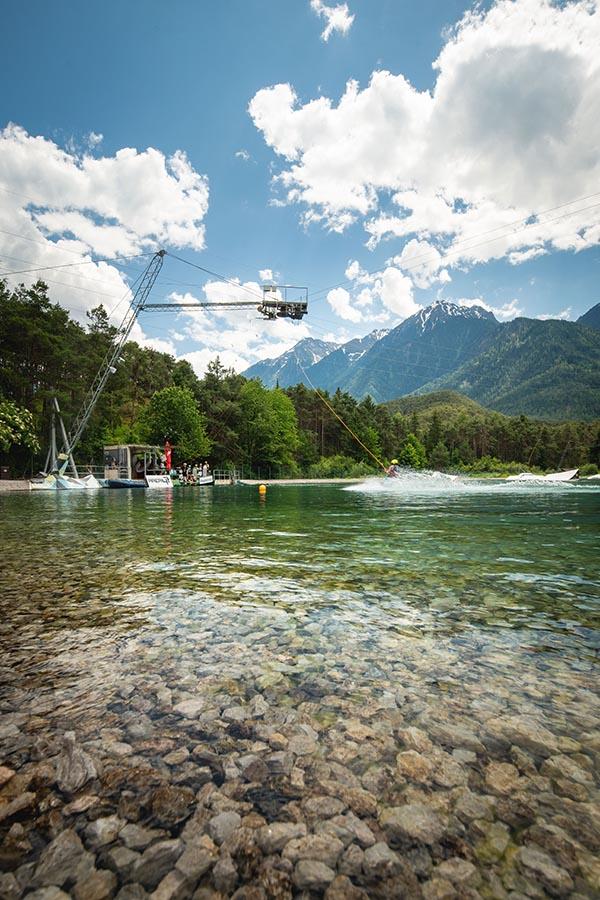 Wake Park w AREA 47 ma powierzchnię większą od boiska piłkarskiego.