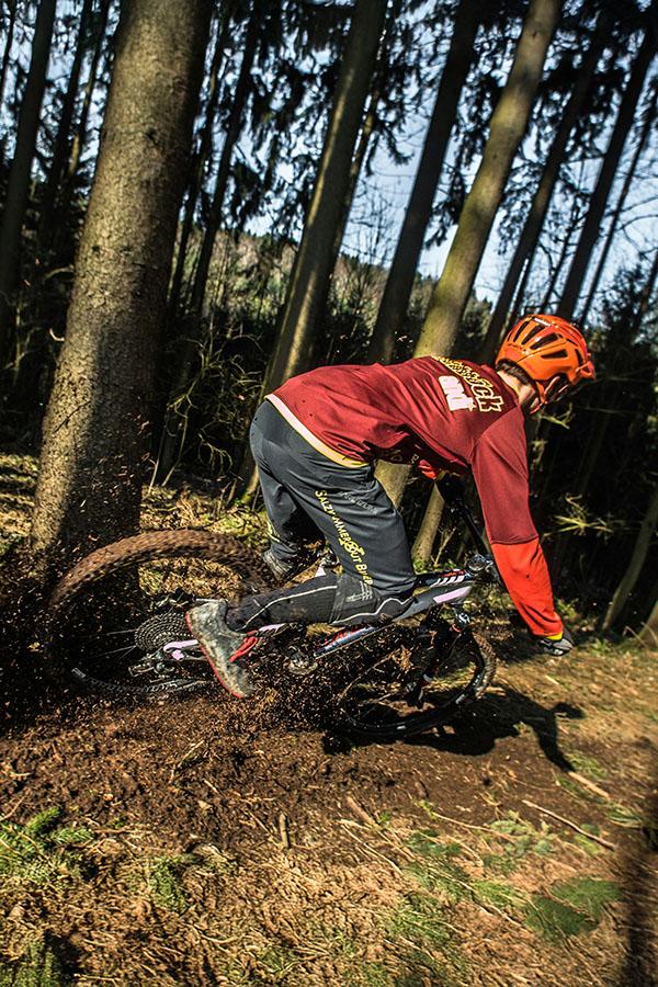 Na stokach Pilska jest wiele tras dla amatorów singletracków i jazdy enduro.