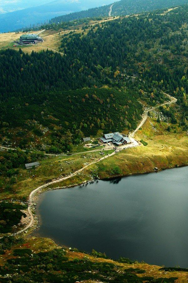 Korona Gór Polski - Jedno z najbardziej magicznie położonych schronisk w Polsce - Samotnia w Karkonoszach