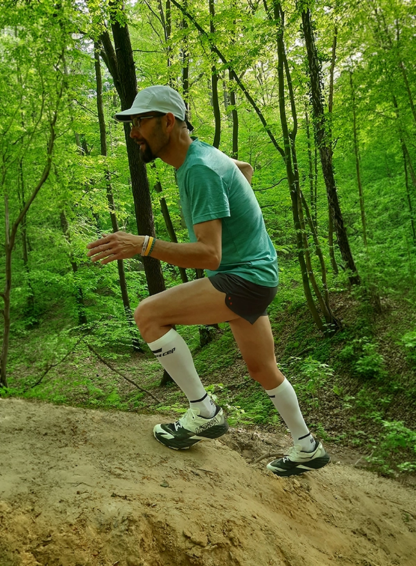 Test butów Hoka Speedgoat 7 w terenie.