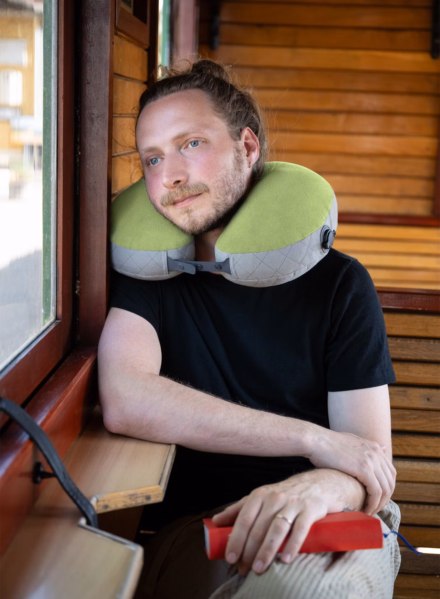 Poduszka turystyczna Cocoon U-Shaped Neck Pillow - wasabi/grey