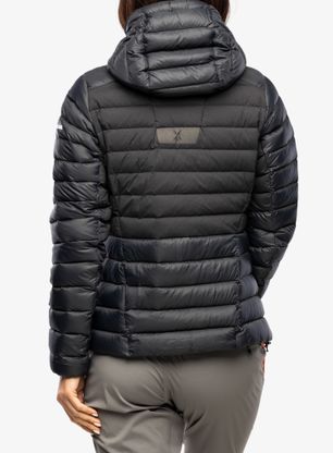 Kurtka puchowa damska Berghaus Seeker MW Down Hoody - black/black