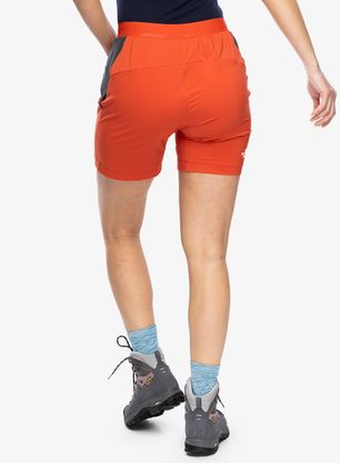 Szorty damskie The North Face Felik Slim Tapered Short - auburn/black