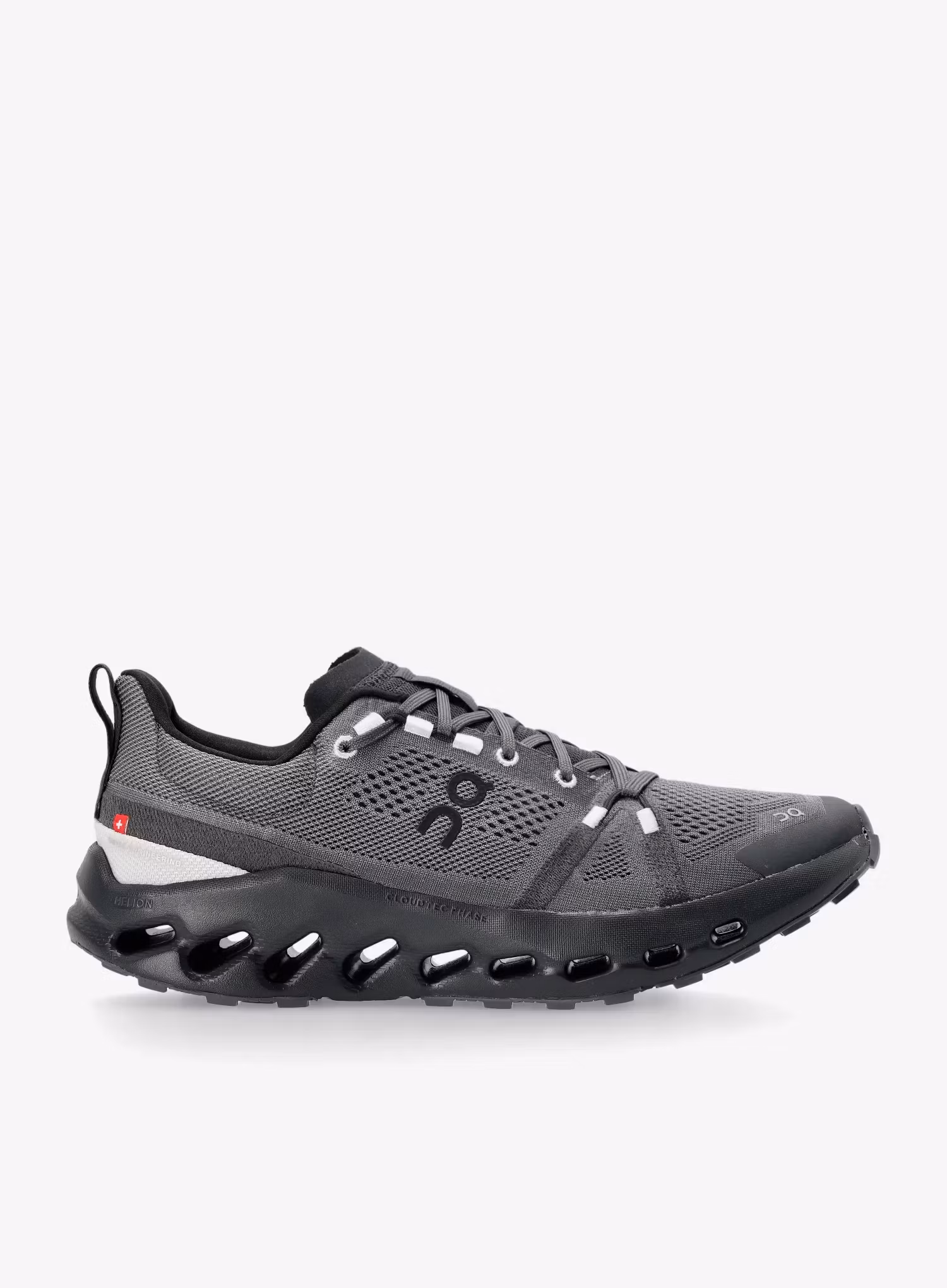 OnRunningCloudsurferTrail_eclipseblack_7630867898996a.webp