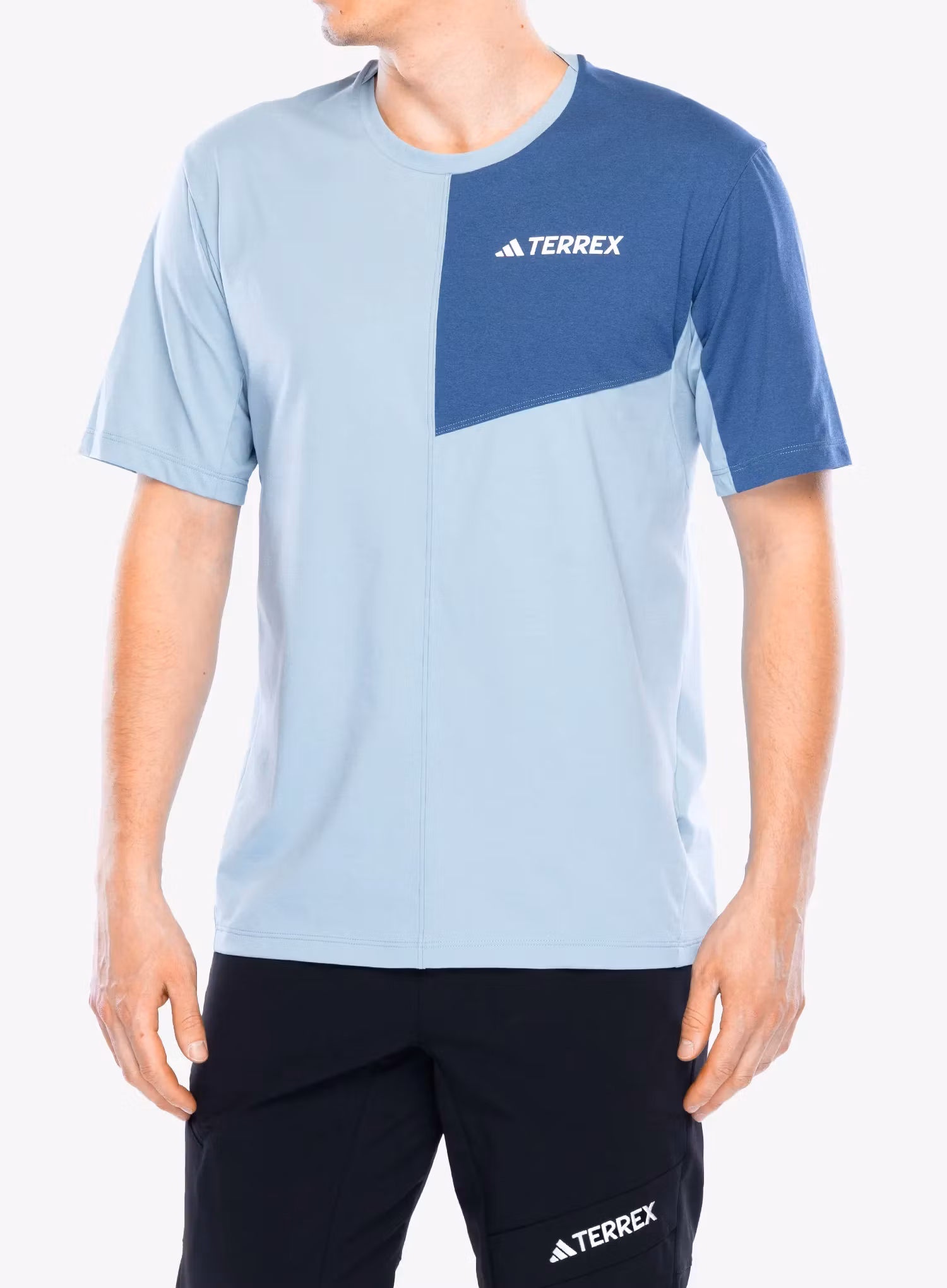 adidasTERREXMultiTee_magicgre4067891250217a.webp