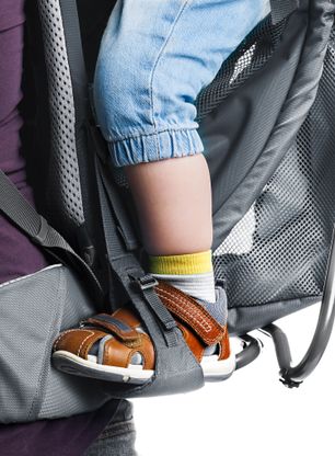 Strzemiona do nosidełka Deuter Kid Comfort Foot Loops - graphite